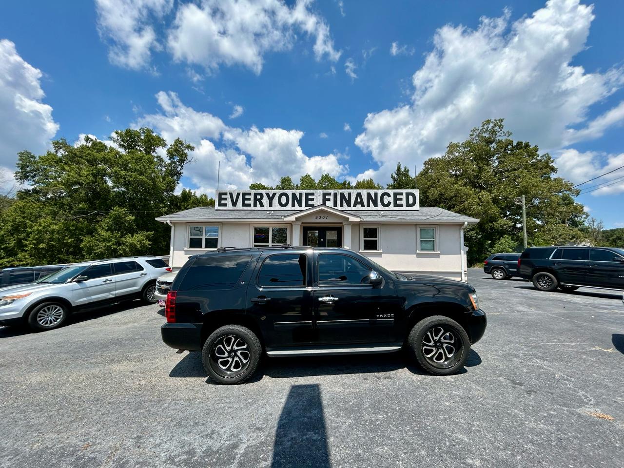 Chevrolet Tahoe  2013