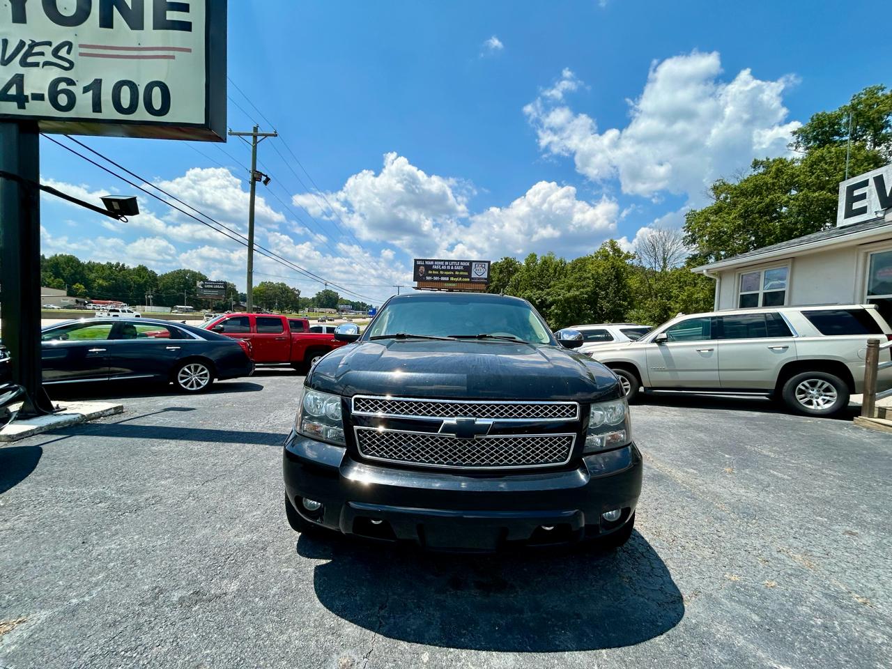 Chevrolet Tahoe  2013