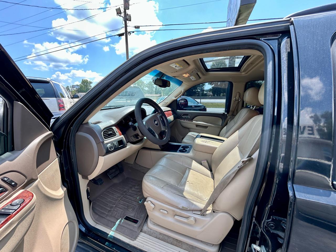 Chevrolet Tahoe  2013