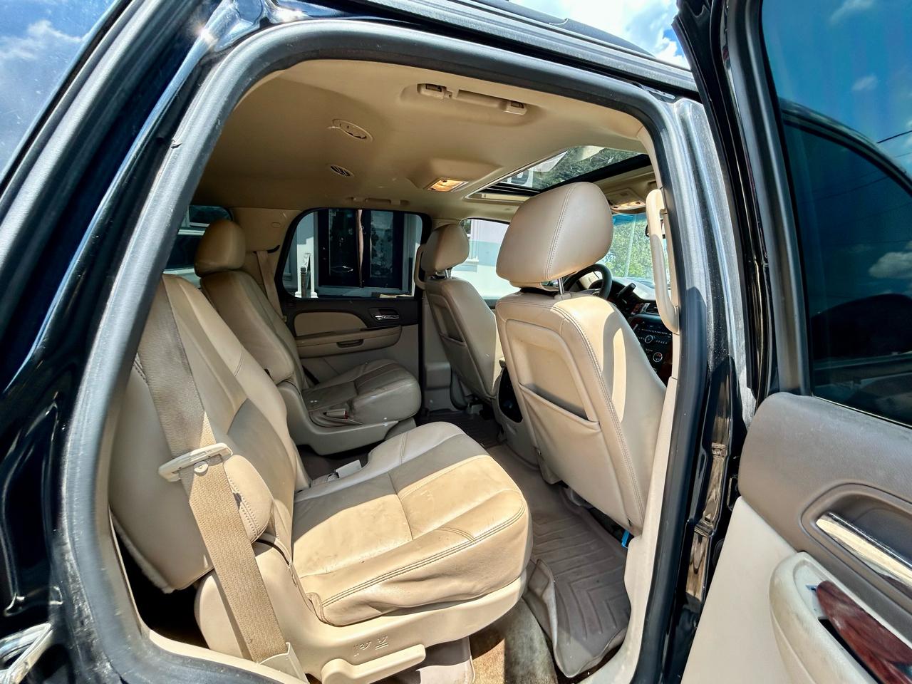Chevrolet Tahoe  2013