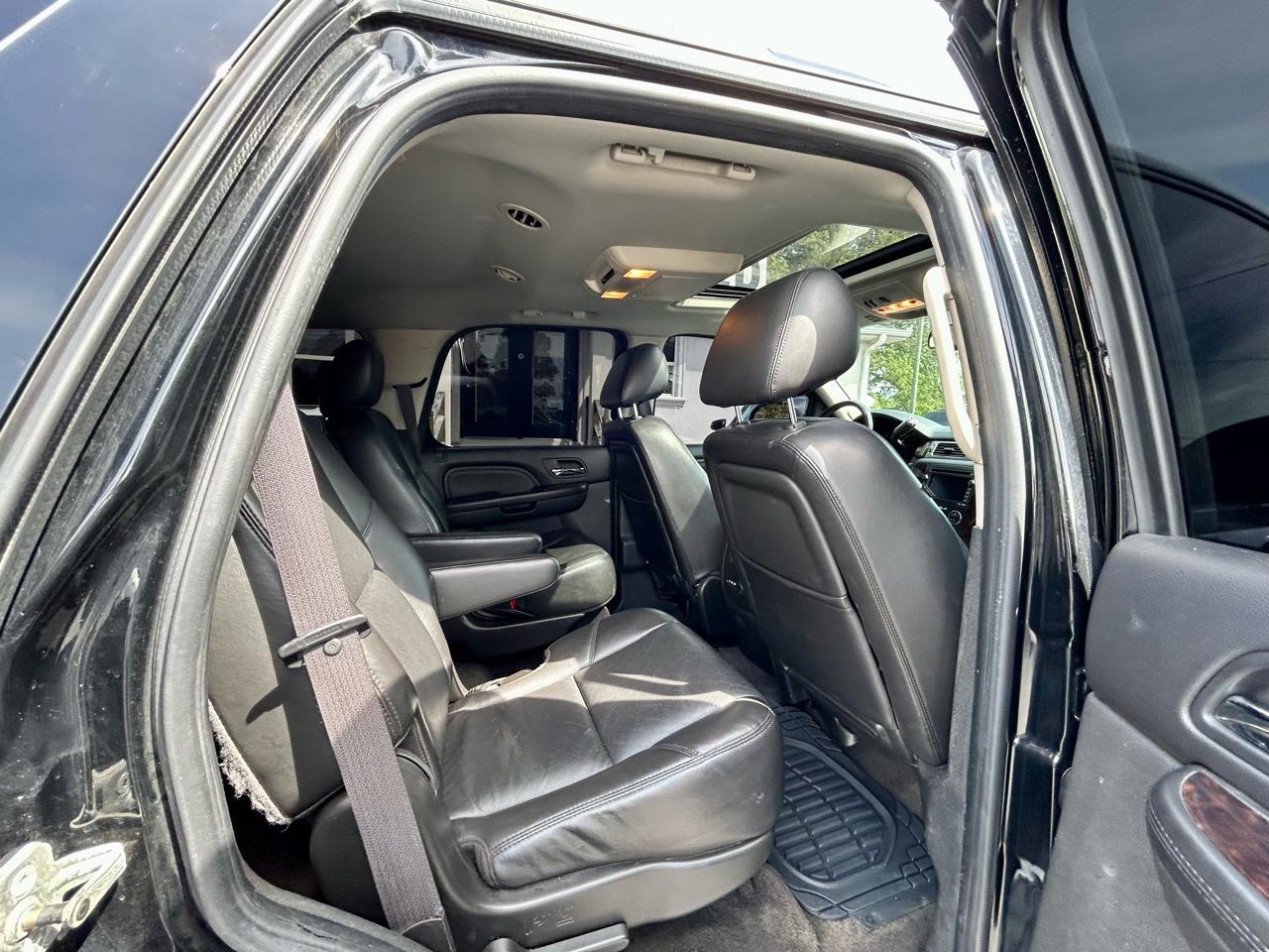 GMC Yukon Denali  2011