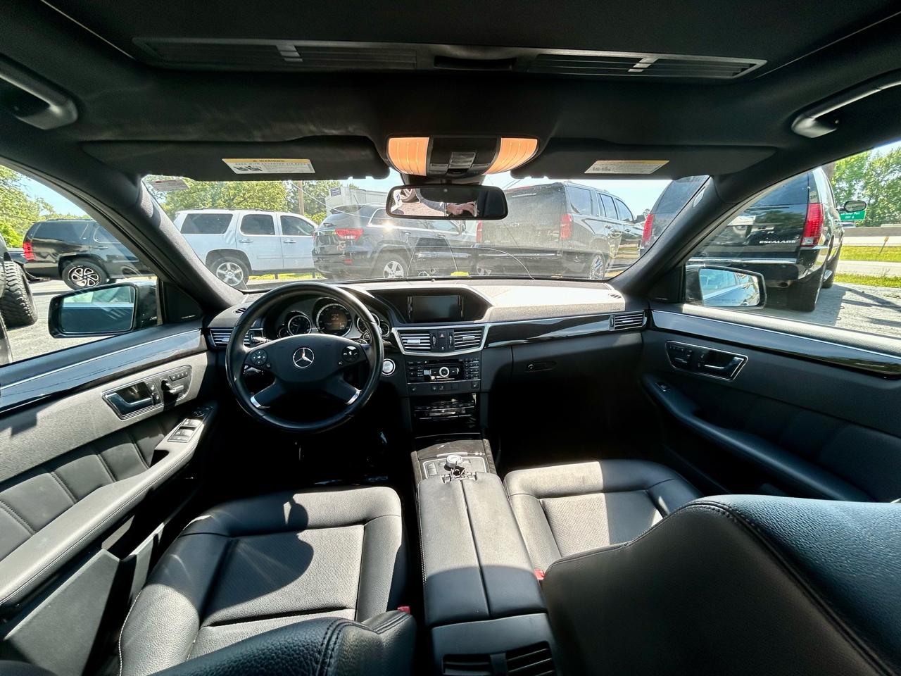 Mercedes-Benz E-Class  2010