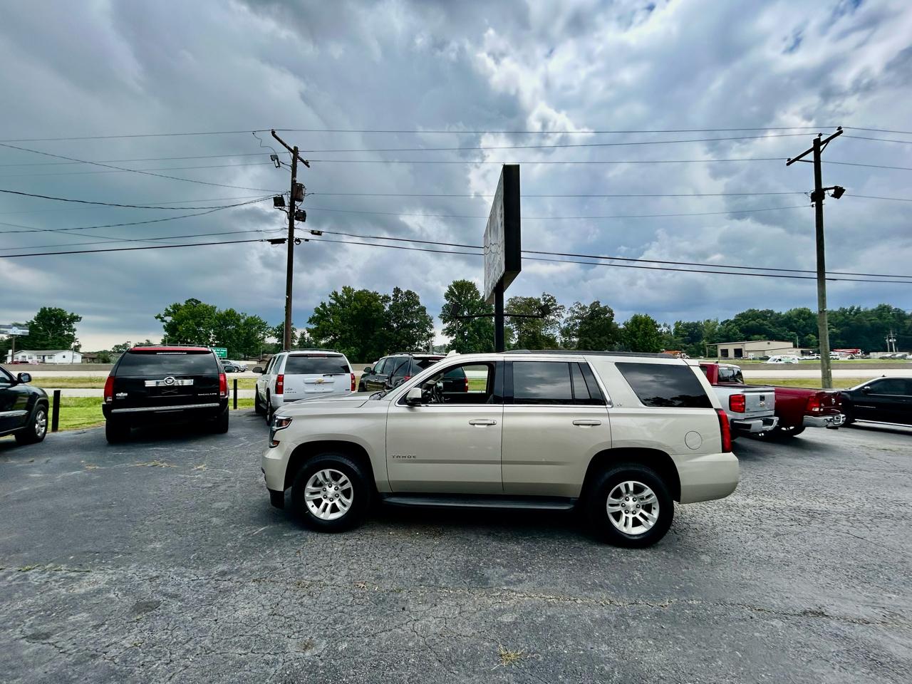 Chevrolet Tahoe  2017