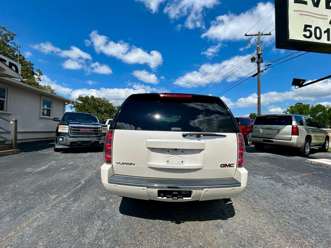 GMC Yukon Denali  2014
