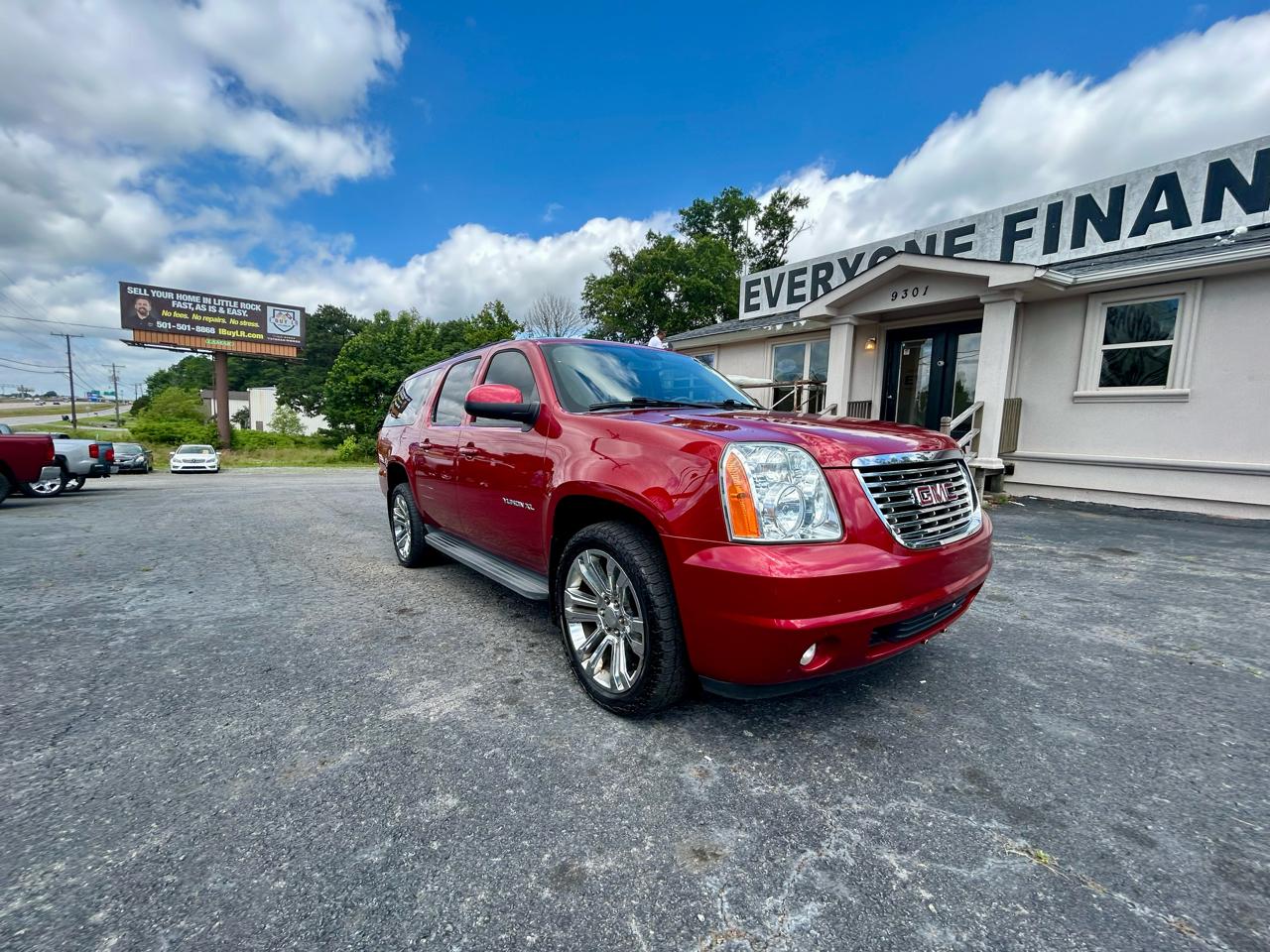 GMC Yukon XL 1500 SLE 2013