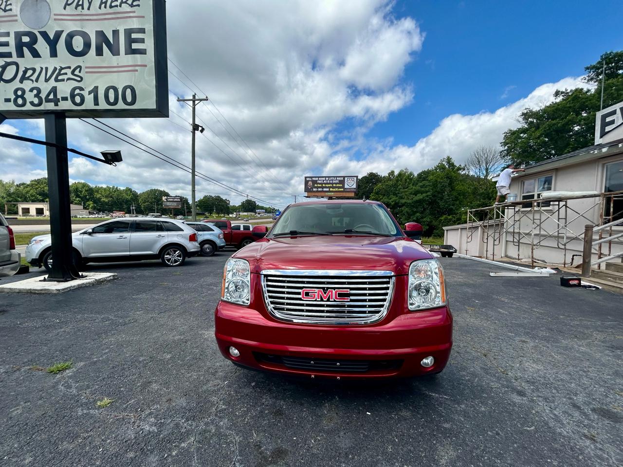 GMC Yukon XL 1500 SLE 2013