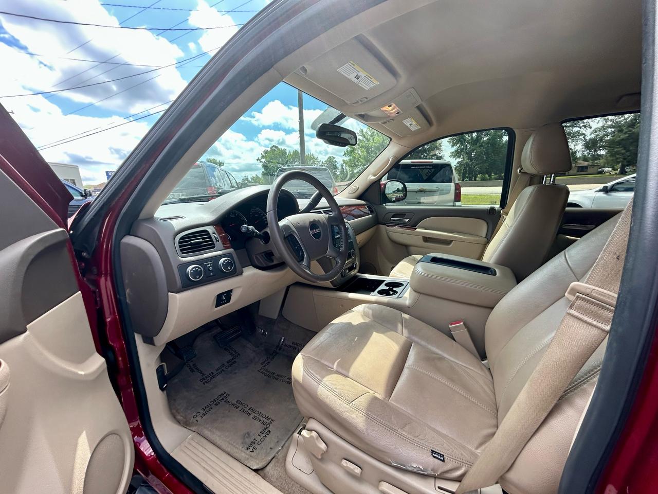 GMC Yukon XL 1500 SLE 2013