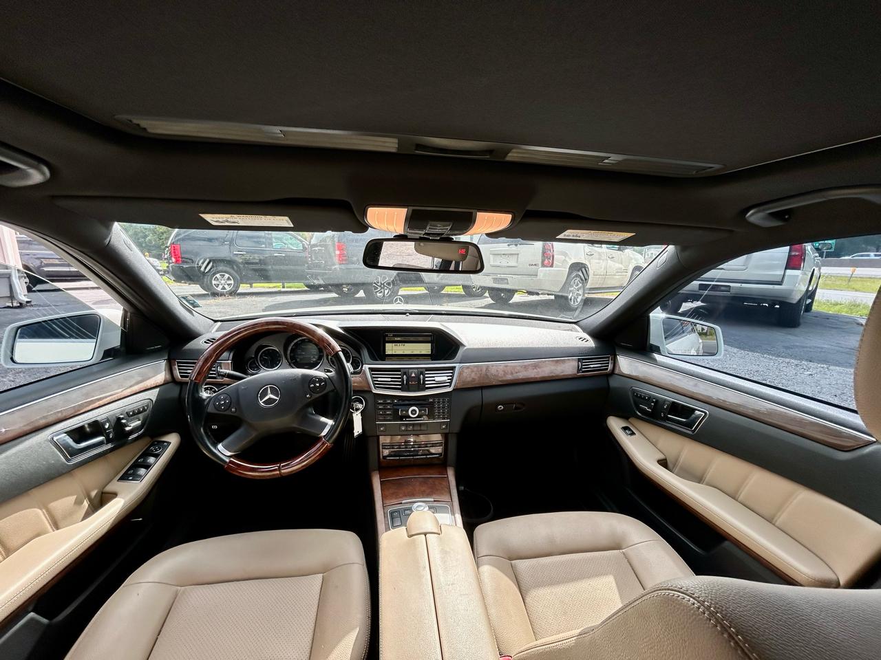 Mercedes-Benz E-Class E350 4MATIC 2011