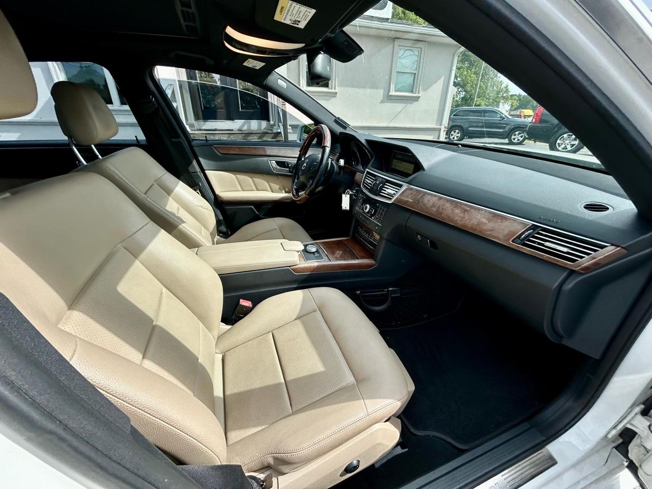 Mercedes-Benz E-Class E350 4MATIC 2011