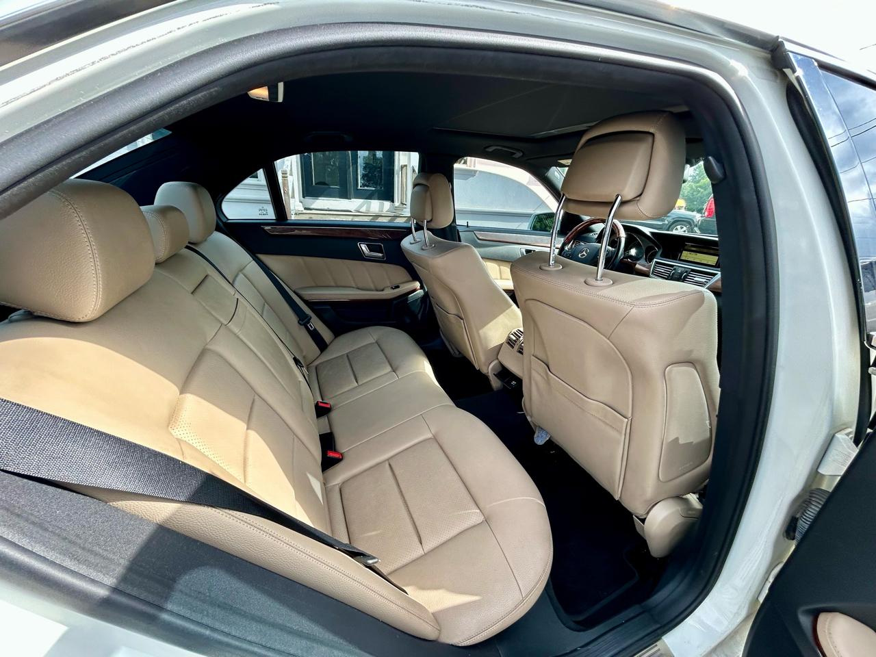 Mercedes-Benz E-Class E350 4MATIC 2011