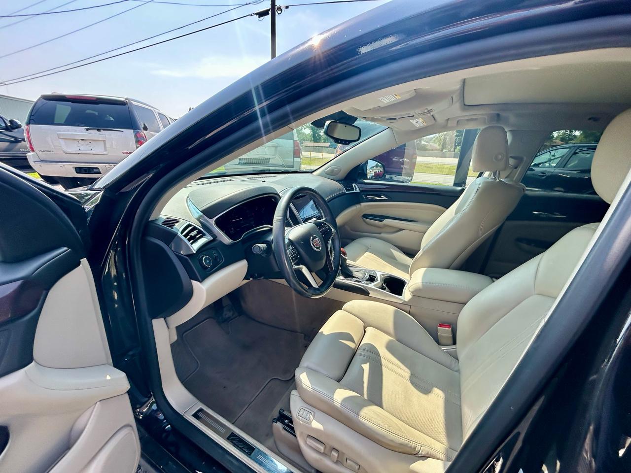 Cadillac SRX  2013
