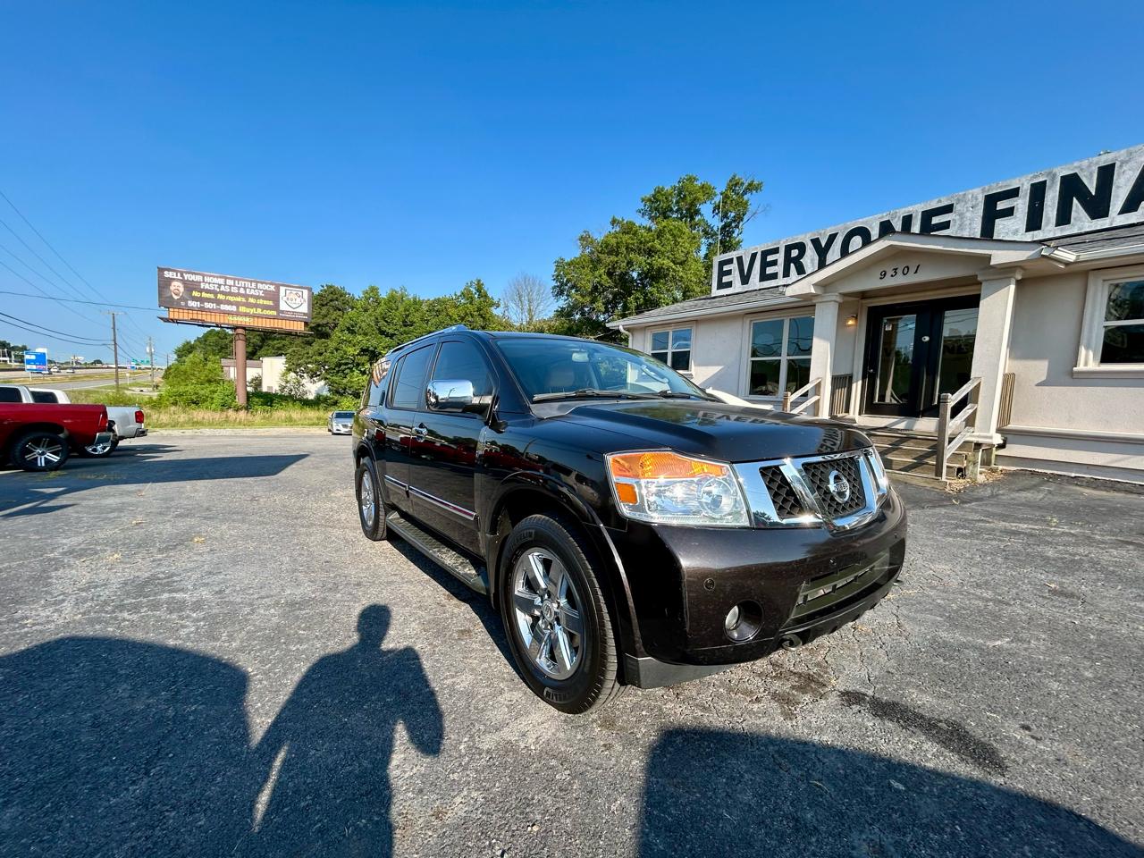 Nissan Armada  2011