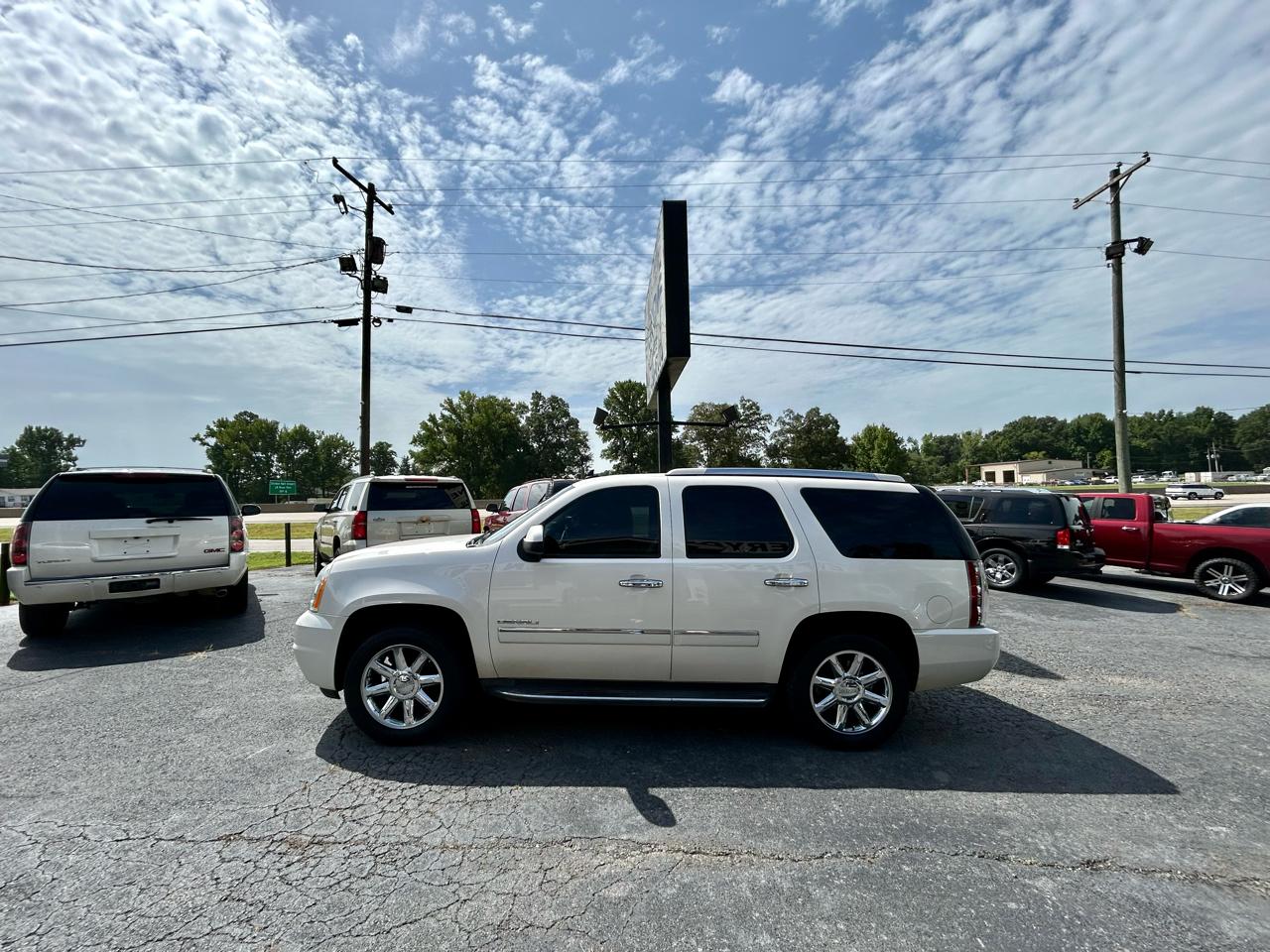 GMC Yukon Denali  2013