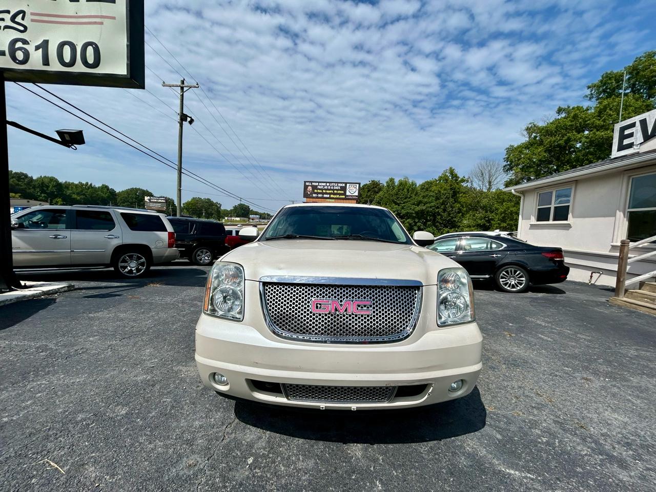 GMC Yukon Denali  2013