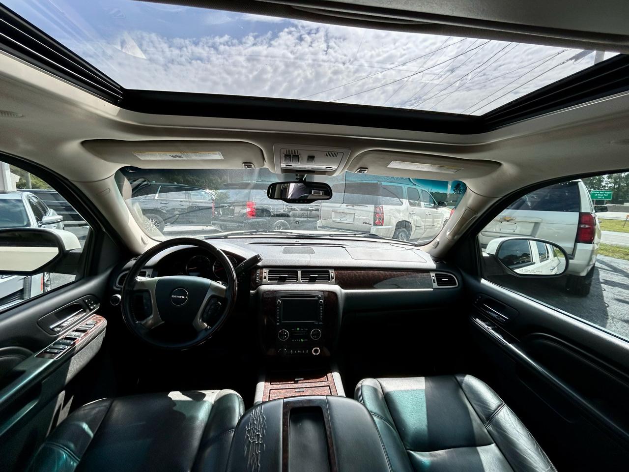 GMC Yukon Denali  2013