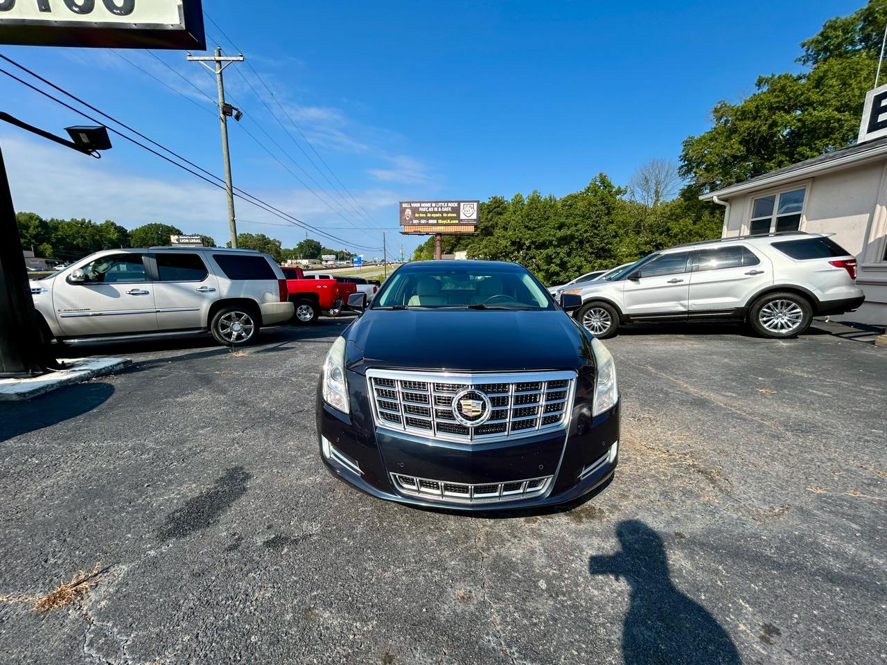 Cadillac XTS  2014