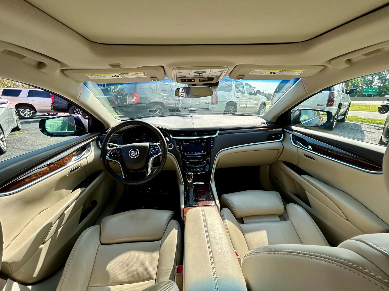 Cadillac XTS  2014