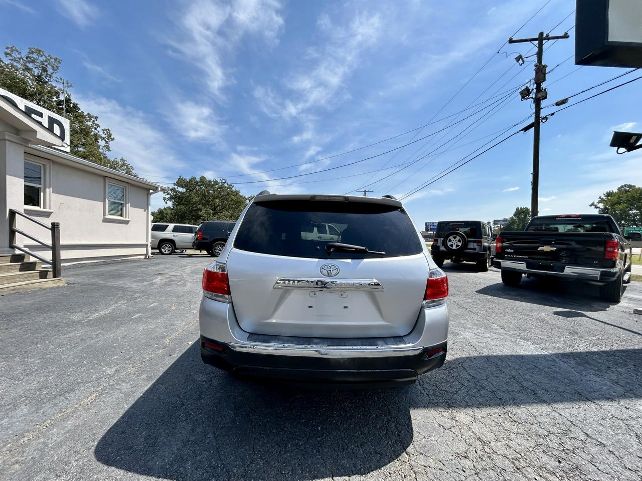 Toyota Highlander  2012