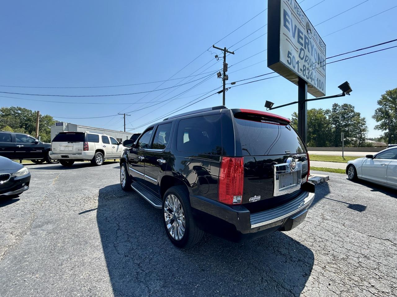 Cadillac Escalade  2013