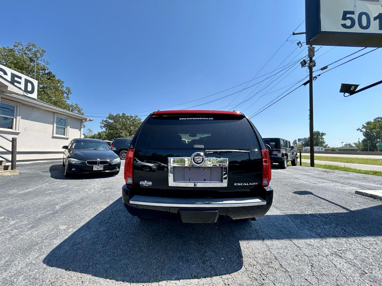 Cadillac Escalade  2013