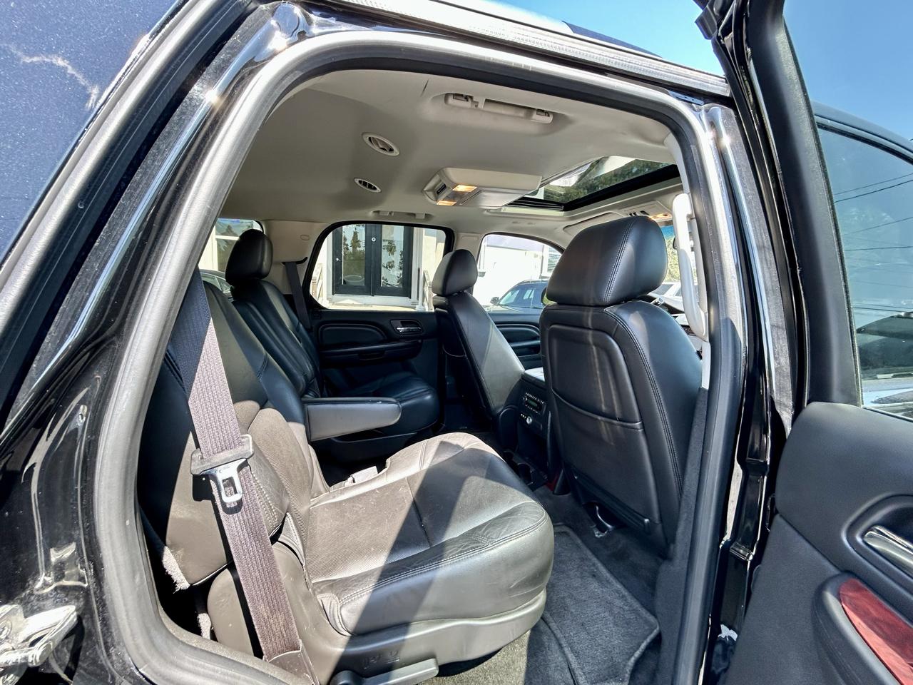 Cadillac Escalade  2013