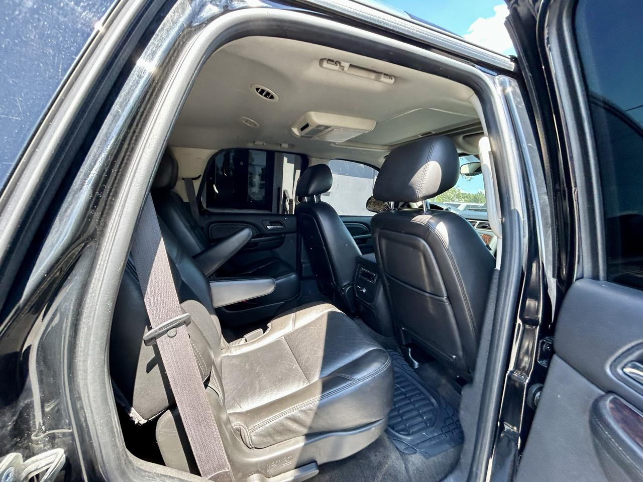 GMC Yukon Denali  2011