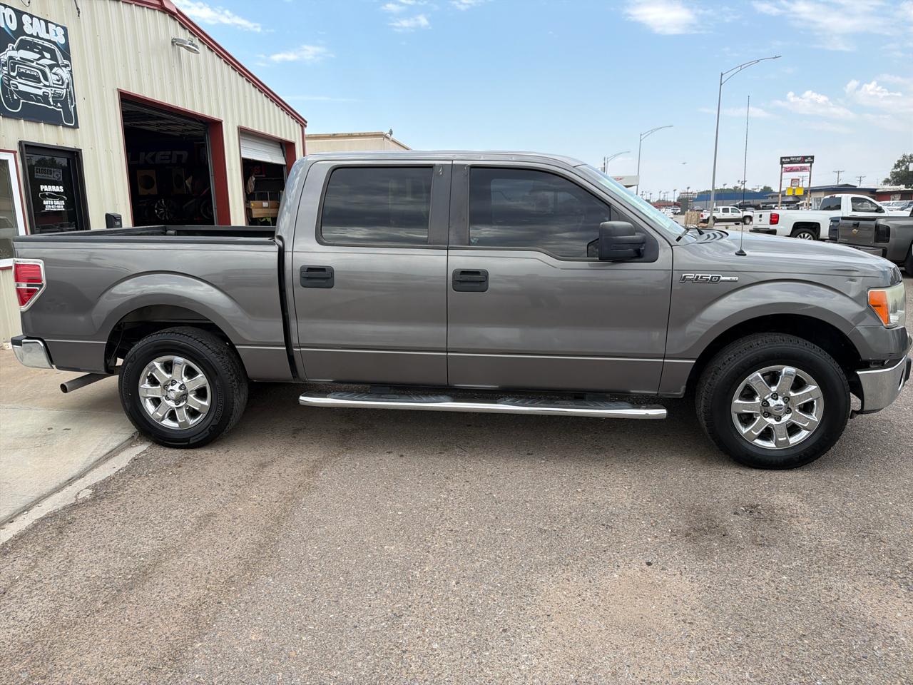 Ford F-150 XL SuperCrew 5.5-ft. Bed 2WD 2014
