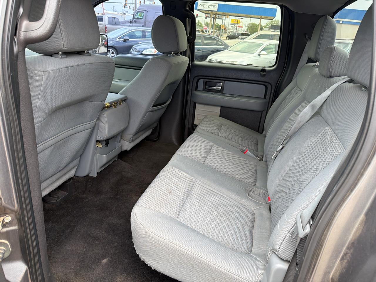 Ford F-150 XL SuperCrew 5.5-ft. Bed 2WD 2014