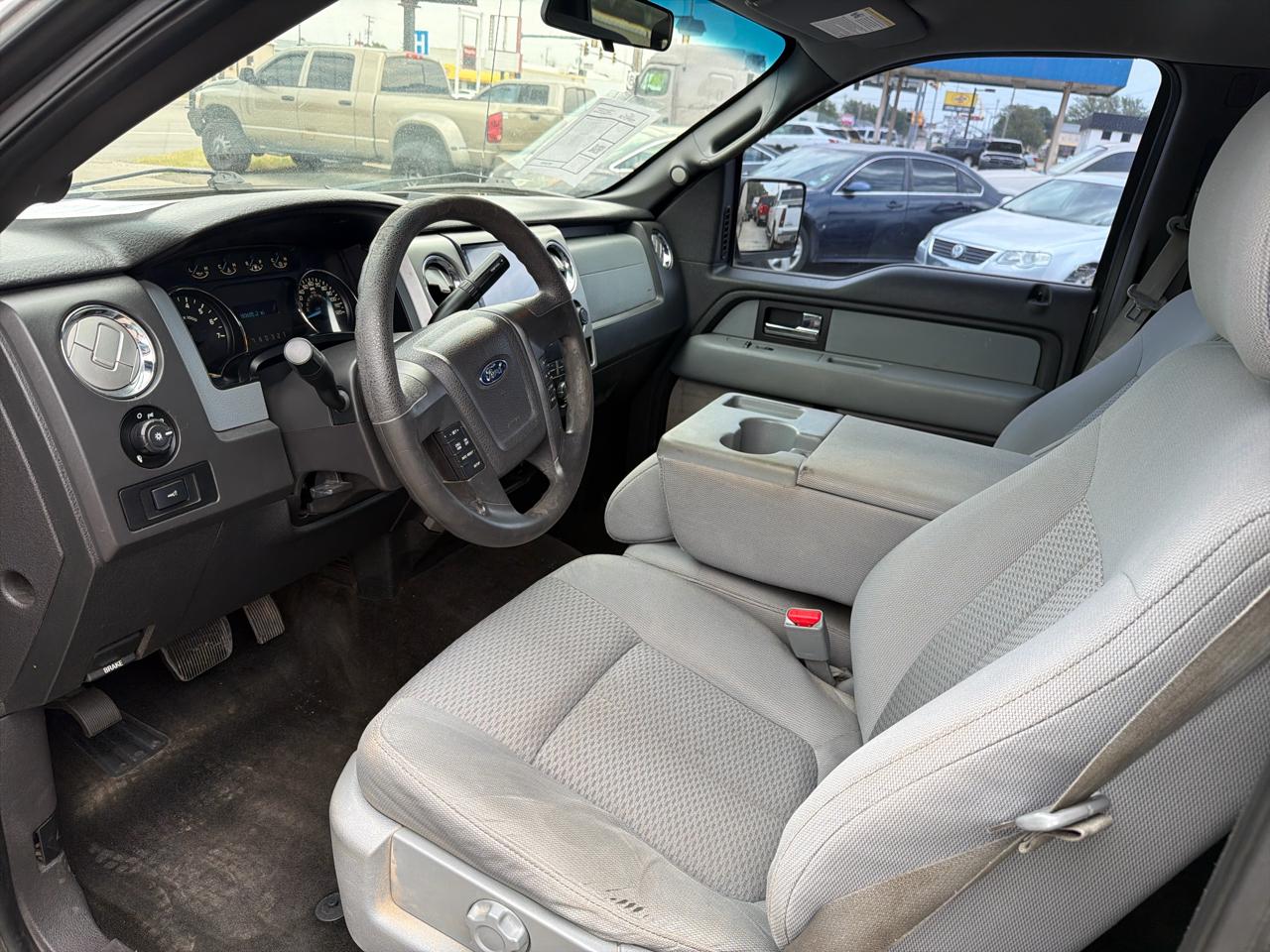Ford F-150 XL SuperCrew 5.5-ft. Bed 2WD 2014