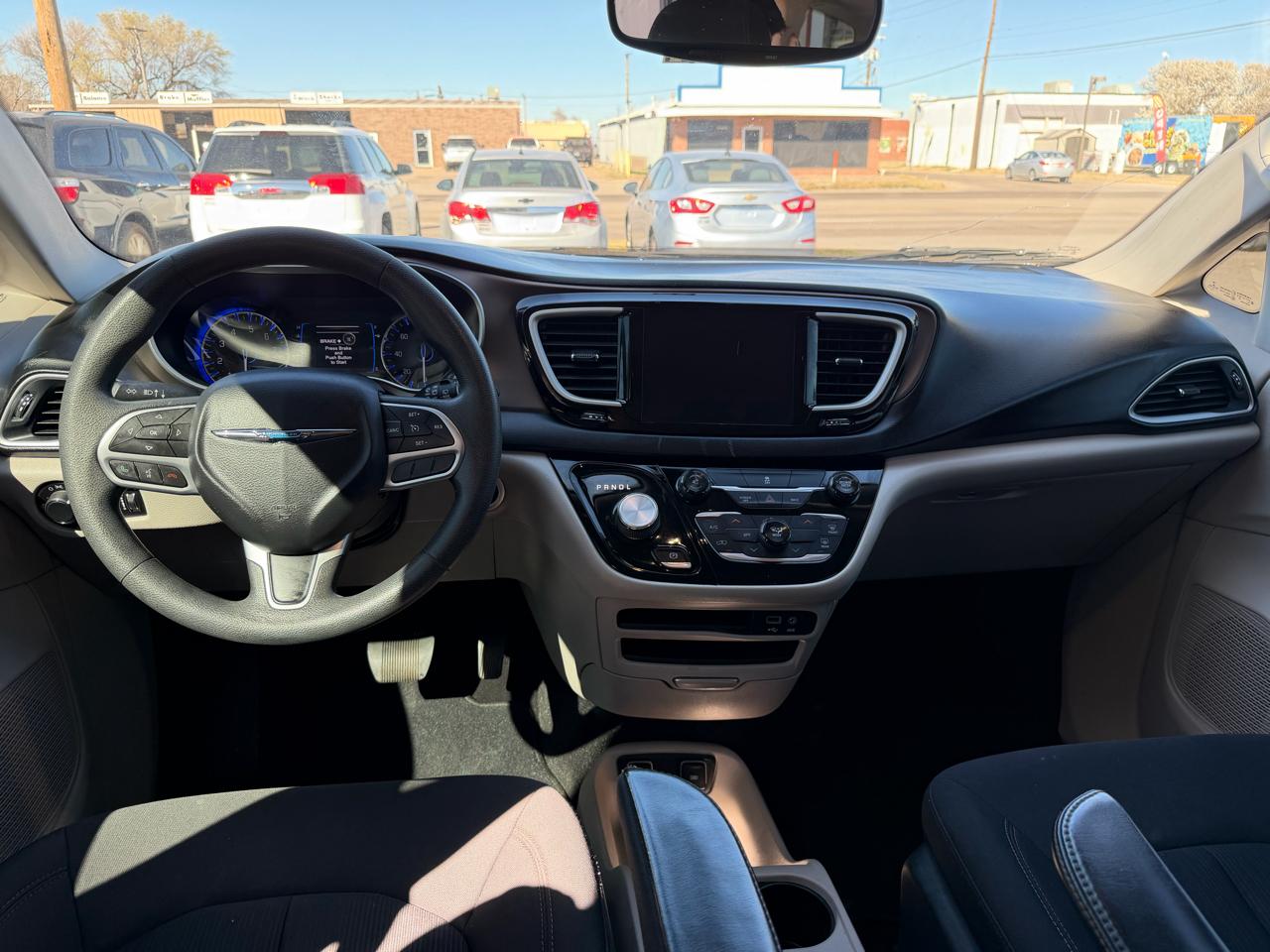 Chrysler Pacifica Touring 2017