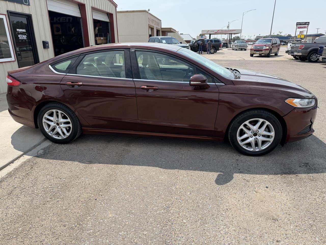 Ford Fusion SE 2015