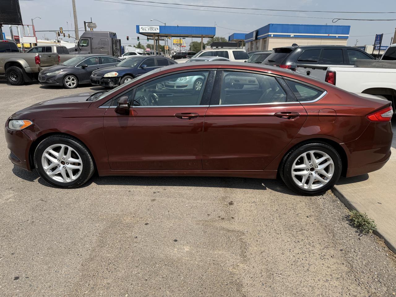 Ford Fusion SE 2015