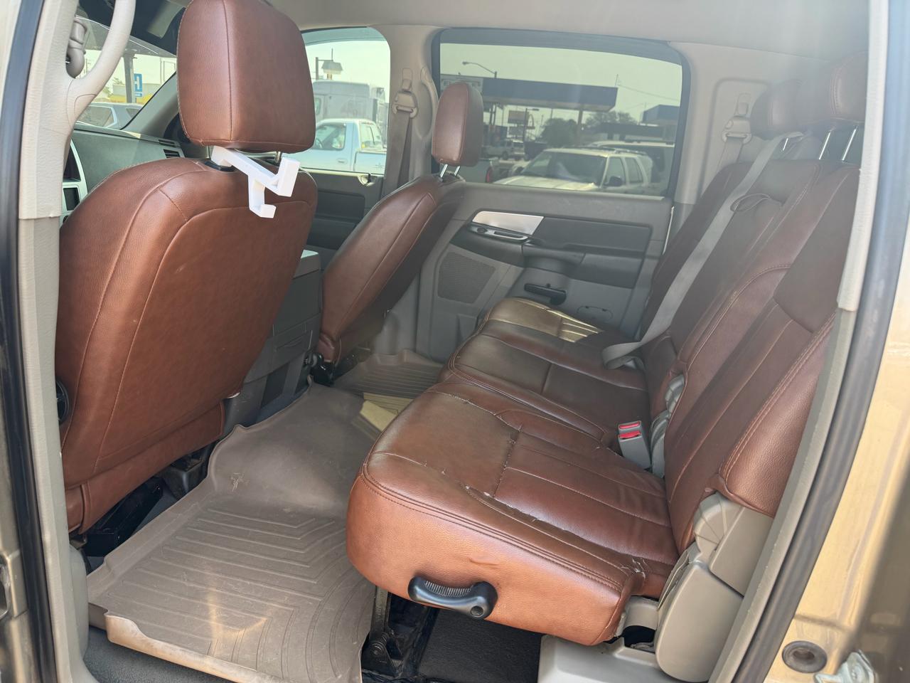 Dodge Ram 3500 Laramie Mega Cab 4WD DRW 2009