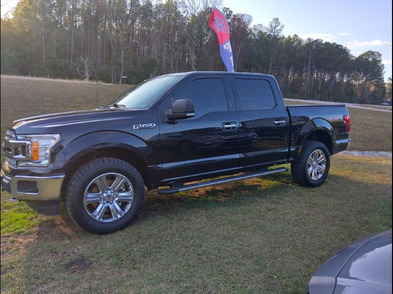 2020 Ford F-150 XLT's photo