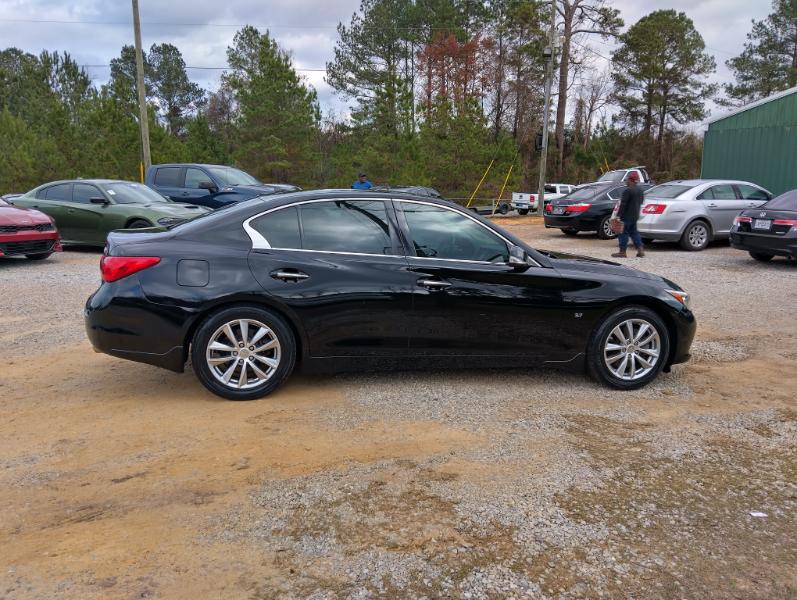 Infiniti Q50  2014