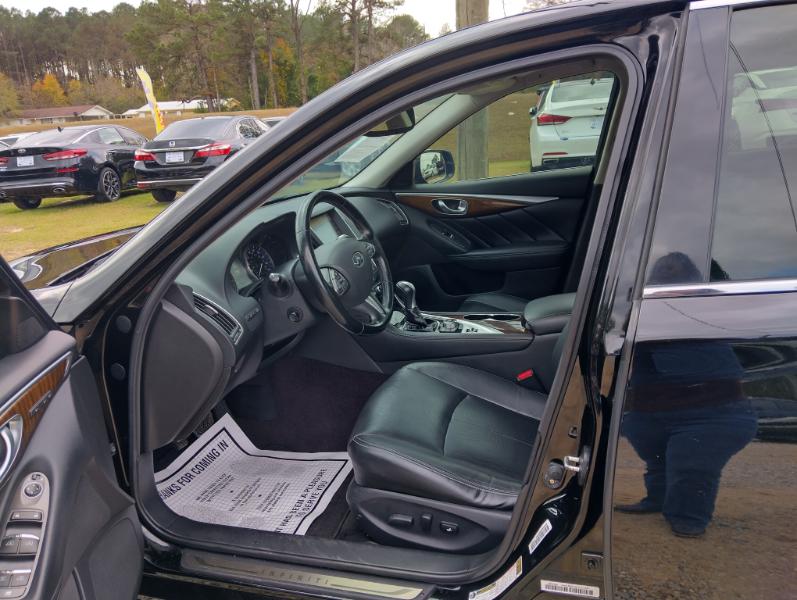 Infiniti Q50  2014