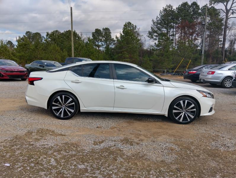 Nissan Altima SR 4D Sedan 2019
