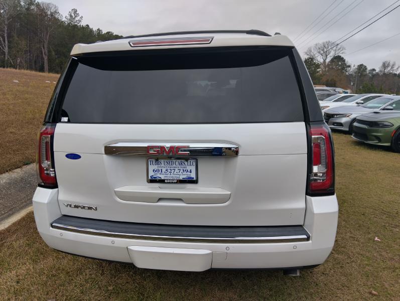 GMC Yukon Denali  2017