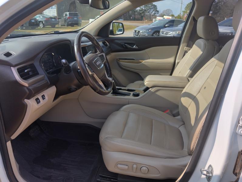 GMC Acadia Denali 2019