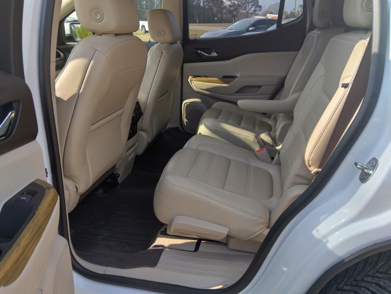 GMC Acadia Denali 2019