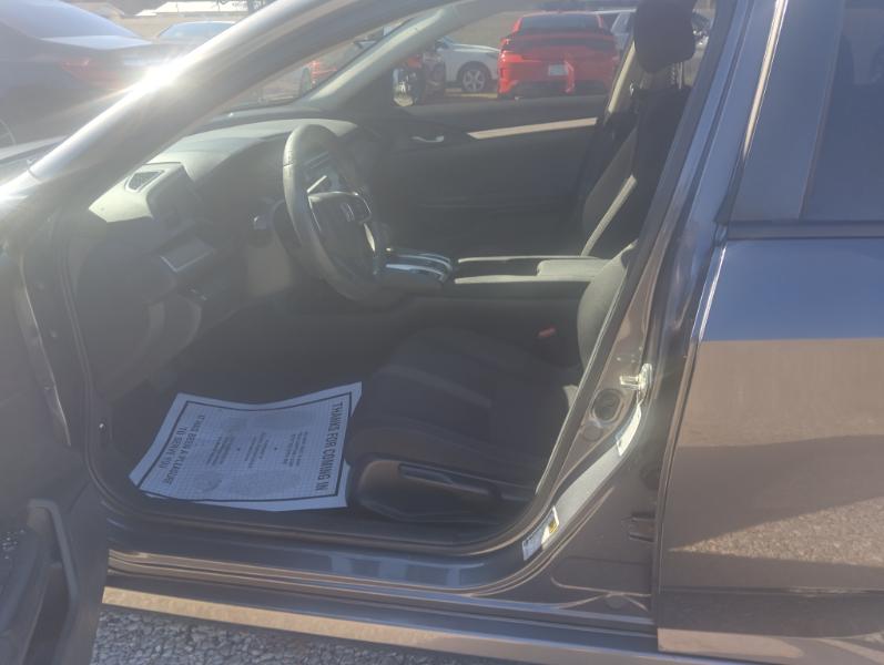 Honda Civic 4dr Sdn LX Auto 2016