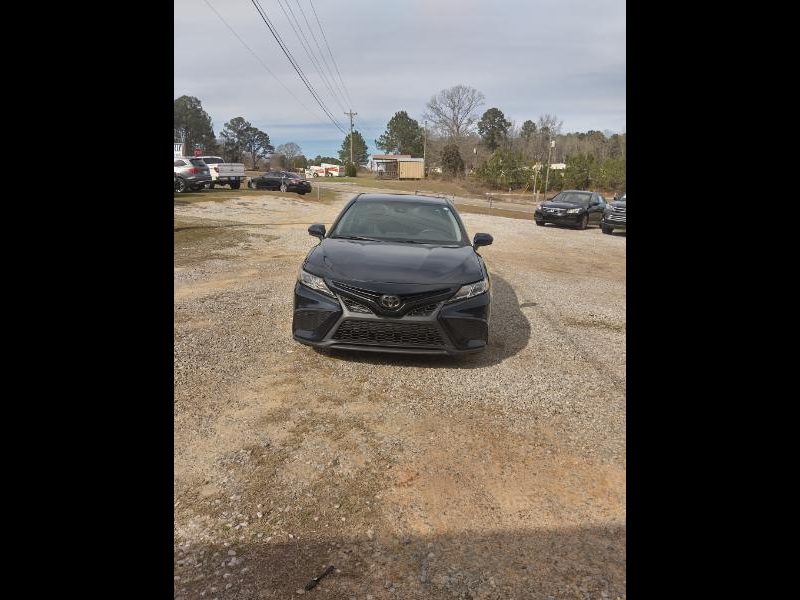 Toyota Camry 4dr Sdn SE Auto V6 2021