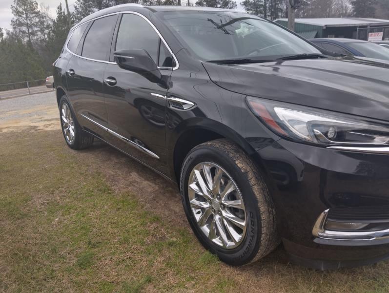Buick Enclave  2021