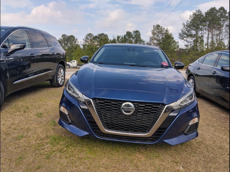 2020 Nissan Altima SR