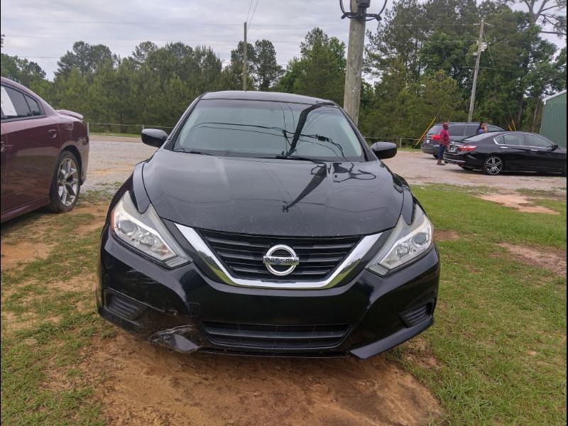 Nissan Altima  2016