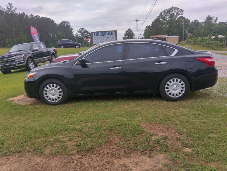 Nissan Altima  2016