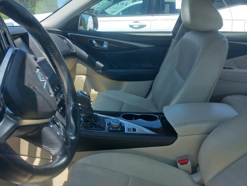Infiniti Q50  2018