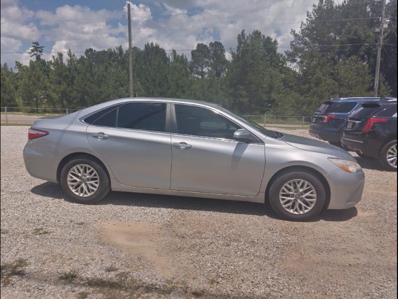 Toyota Camry LE 2016
