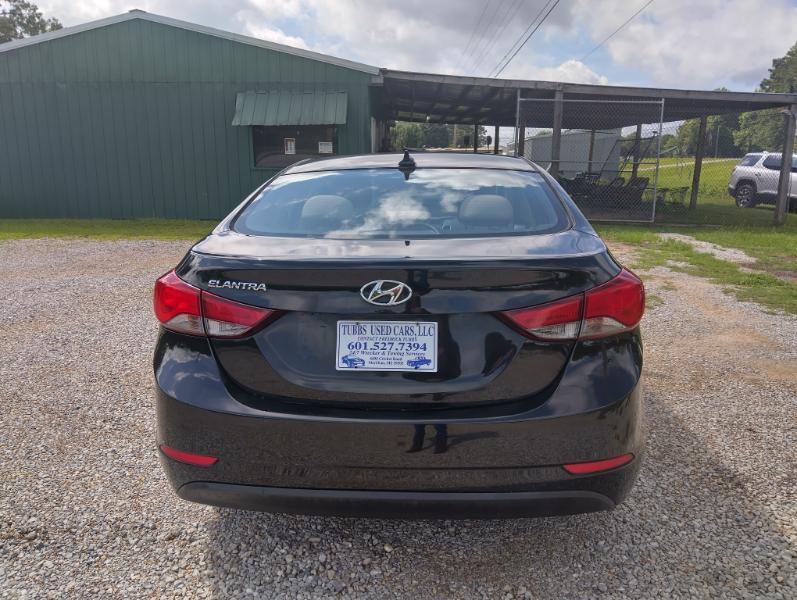 Hyundai Elantra  2016