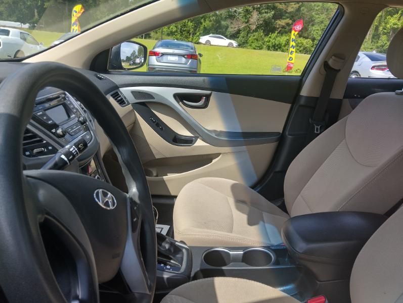 Hyundai Elantra  2016